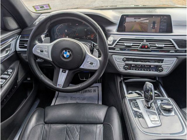 2020 BMW 7 Series 750i xDrive - 22983837 - 21