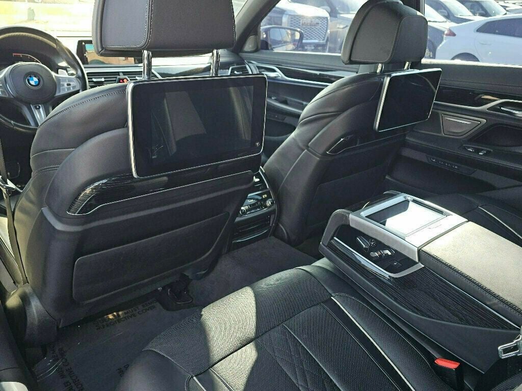 2020 BMW 7 Series 750i xDrive - 22980943 - 4