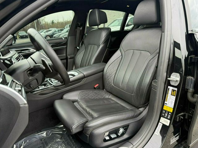 2020 BMW 7 Series 750i xDrive - 23011935 - 14