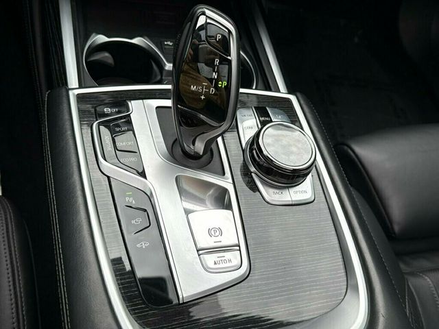 2020 BMW 7 Series 750i xDrive - 23011935 - 26