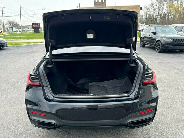2020 BMW 7 Series 750i xDrive - 23011935 - 40