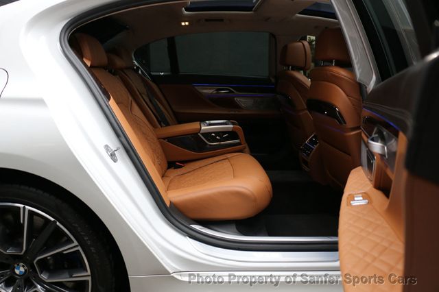 2020 BMW 7 Series M760i xDrive - 22974964 - 39