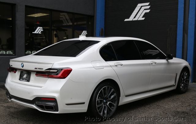 2020 BMW 7 Series M760i xDrive - 22974964 - 5