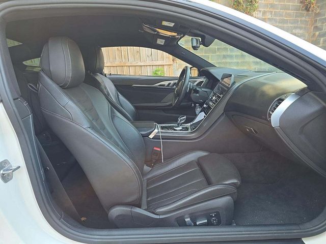 2020 BMW 8 Series 840i - 23070751 - 11