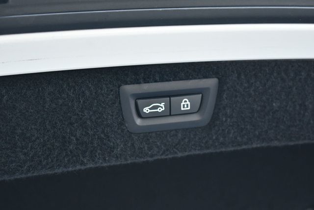 2020 BMW 8 Series 840i Convertible W/M Sport, Comfort Seating & Driving Assistance - 22826528 - 16