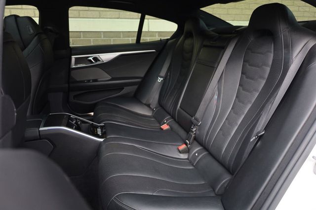 2020 BMW 8 Series M850i - 23080272 - 25