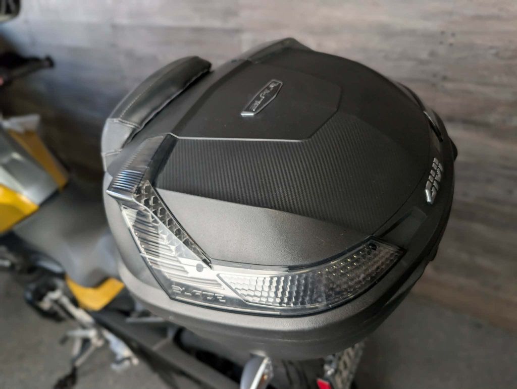 2020 BMW F 900 XR SUPER CLEAN! - 23018465 - 12