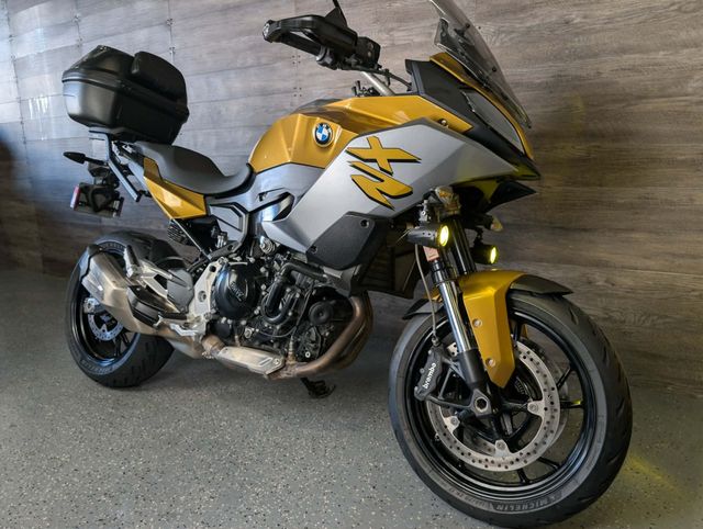 2020 BMW F 900 XR SUPER CLEAN! - 23018465 - 1