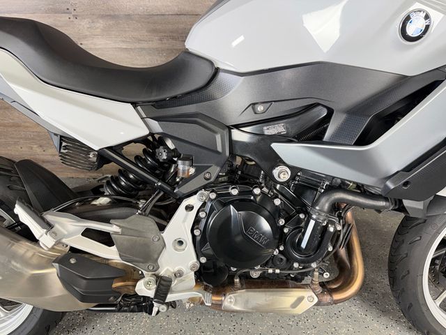 2020 BMW F 900 XR SUPER CLEAN! - 23057574 - 5