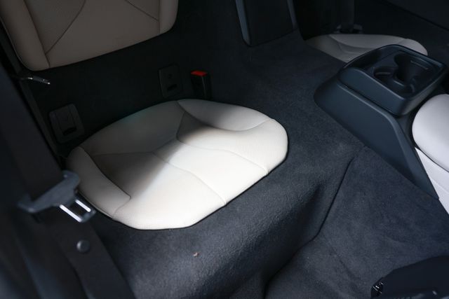 2020 BMW i8  - 23050017 - 14