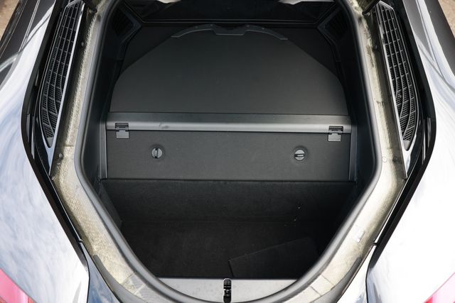 2020 BMW i8  - 23050017 - 25