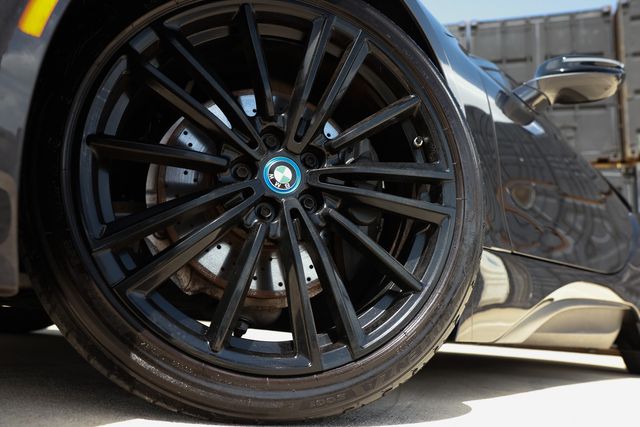 2020 BMW i8  - 23050017 - 32