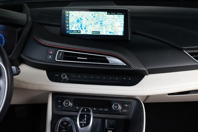 2020 BMW i8  - 23050017 - 38
