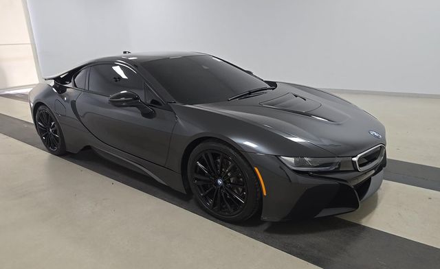 2020 BMW i8  - 23050017 - 3