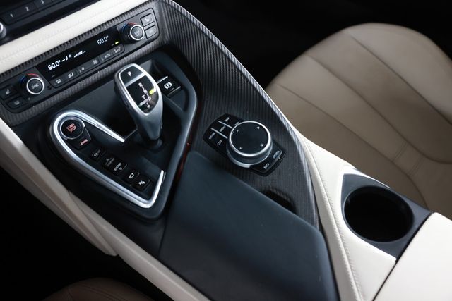 2020 BMW i8  - 23050017 - 40