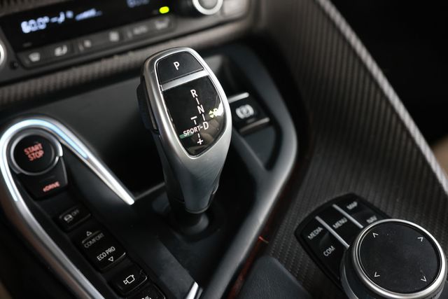 2020 BMW i8  - 23050017 - 42