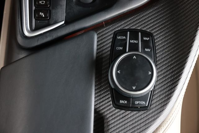 2020 BMW i8  - 23050017 - 43