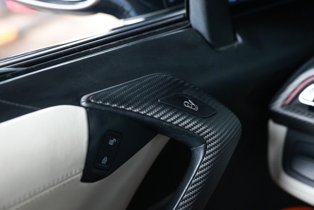 2020 BMW i8  - 23050017 - 46