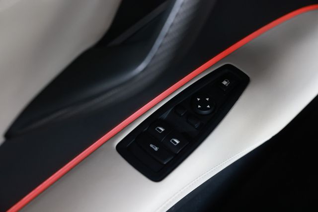 2020 BMW i8  - 23050017 - 47