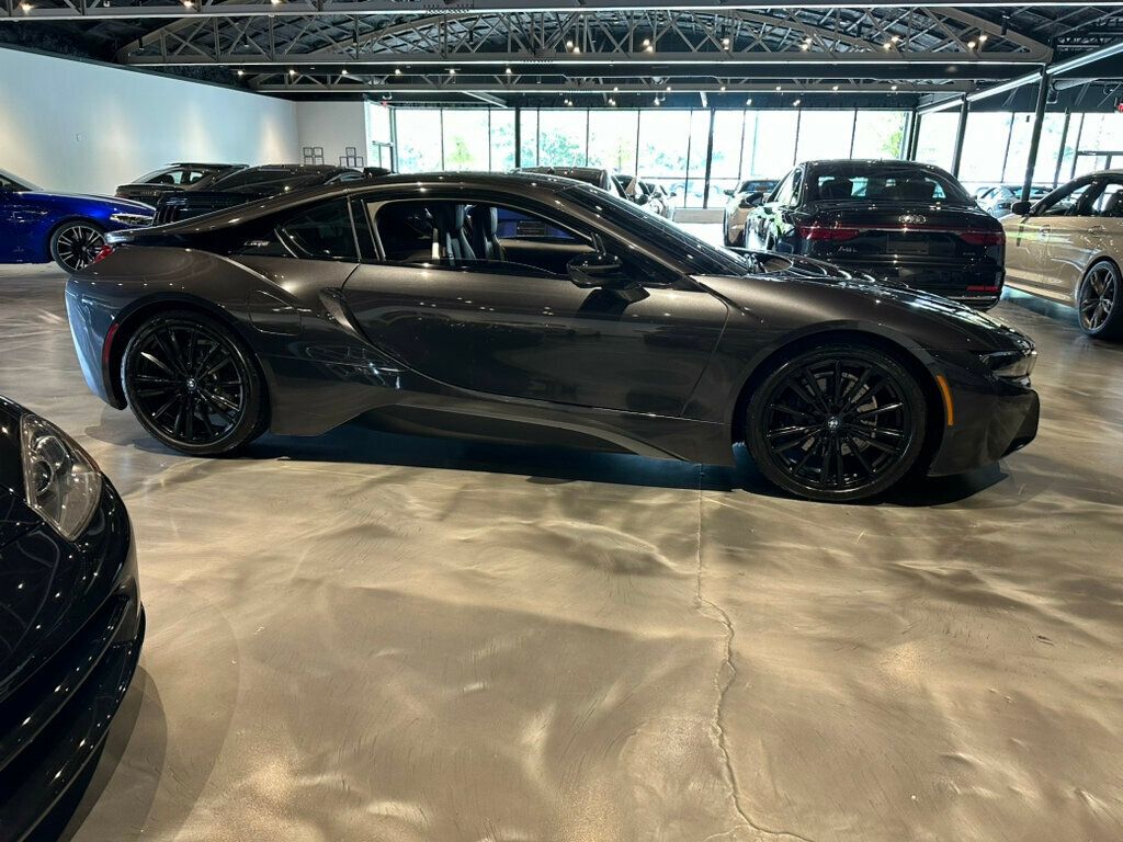 2020 BMW i8 Coupe/LocalTrade/360Cam/NAV/LaneKeep/CollisionAvoidance/HtdSeats - 22580991 - 5