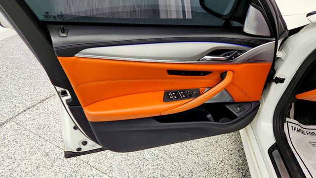 2020 BMW M5 Sedan w/ Executive Pkg, Full Merino Leather and Bowers & Wilkins - 22969109 - 14
