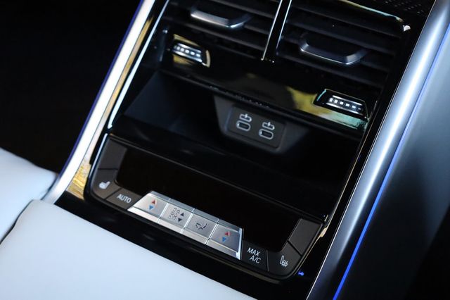 2020 BMW M8  - 22958240 - 35