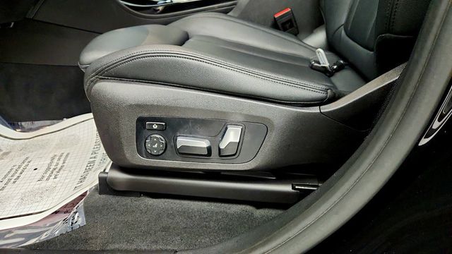 2020 BMW X4 xDrive30i w/ Driving Assistance & Convenience Packages - 23094129 - 11