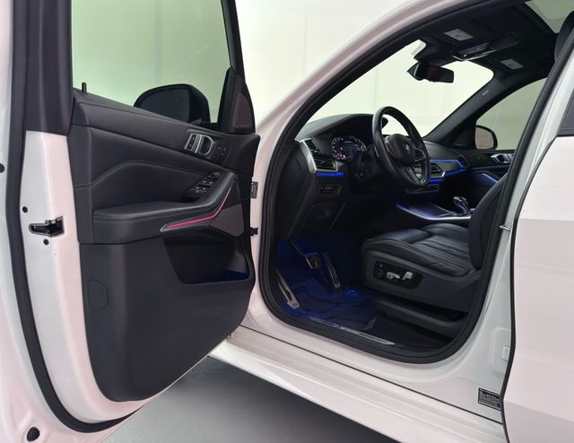 2020 BMW X5 M50i - 22929851 - 15