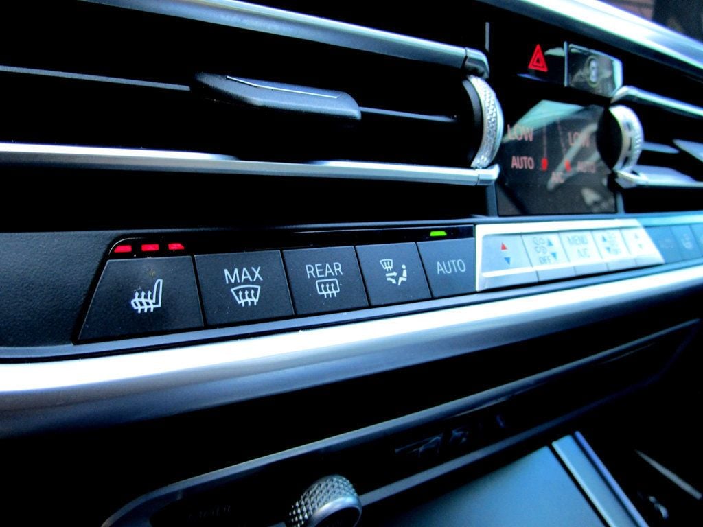 2020 Bmw X5 M50i photo 25