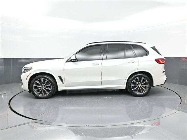 2020 Bmw X5 M50i photo 2