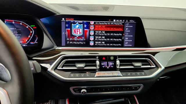 2020 BMW X5 M50i Sports Activity Vehicle w/ Driving Pro, Laserlight & HUD - 23089182 - 17
