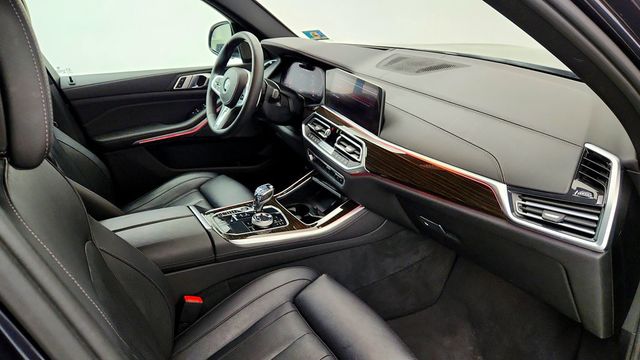 2020 BMW X5 M50i Sports Activity Vehicle w/ Driving Pro, Laserlight & HUD - 23089182 - 24