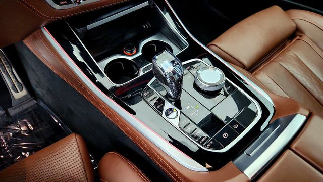 2020 BMW X5 M50i Sports Activity Vehicle w/ Executive Pkg & Merino Leather - 23068806 - 16