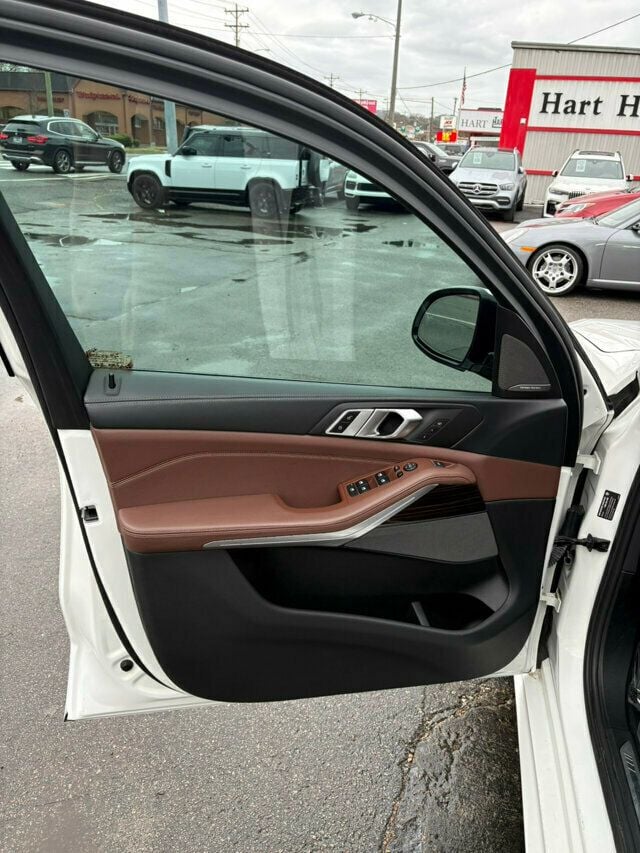 2020 BMW X5 MSRP$73570/M-Sport Pkg/Park Assist Pkg/Blind Spot/Pano Roof/NAV - 22968994 - 11