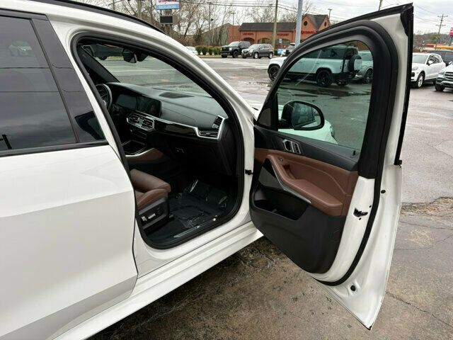 2020 BMW X5 MSRP$73570/M-Sport Pkg/Park Assist Pkg/Blind Spot/Pano Roof/NAV - 22968994 - 19