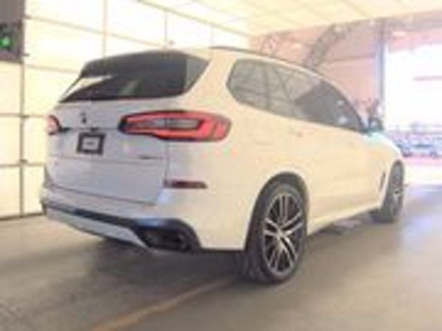 2020 BMW X5 MSRP$73570/M-Sport Pkg/Park Assist Pkg/Blind Spot/Pano Roof/NAV - 22968994 - 4