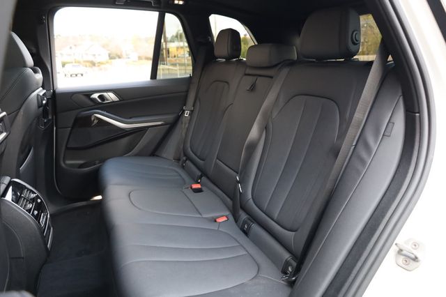 2020 BMW X5 sDrive40i Sports Activity Vehicle - 22972440 - 19