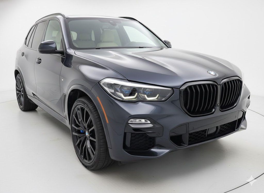 2020 BMW X5 SITTING ON M PAK 22 INCH WHEELS! WITH WHITE GUTS! LOOK CARFAX  - 22962159 - 1