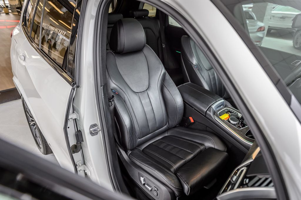 2020 BMW X5 X5 40i sDRIVE - M SPORT - WHITE ON BLACK - NAV - PANO ROOF  - 22970841 - 45