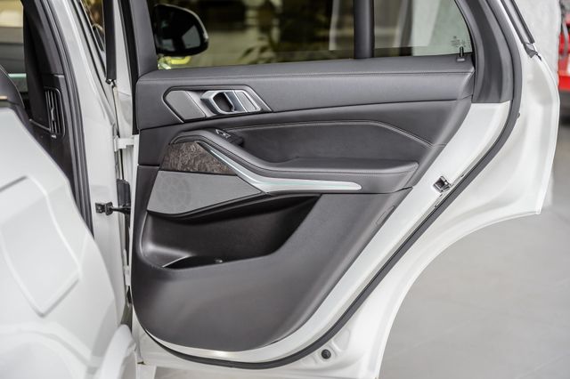 2020 BMW X5 X5 40i sDRIVE - M SPORT - WHITE ON BLACK - NAV - PANO ROOF  - 22970841 - 54
