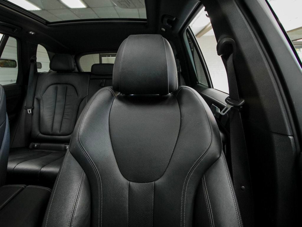 BMW X5 photo 24