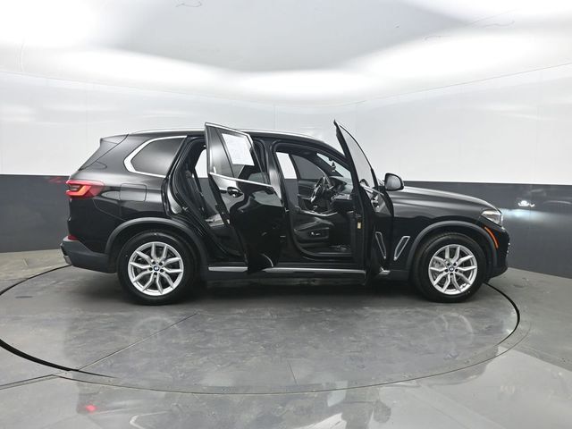 2020 BMW X5 xDrive40i Sports Activity Vehicle - 23044858 - 37