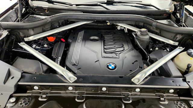 2020 BMW X5 xDrive40i w/ M Sport & Driving Asst Pro Pkgs + Vernasca Leather - 23019264 - 26