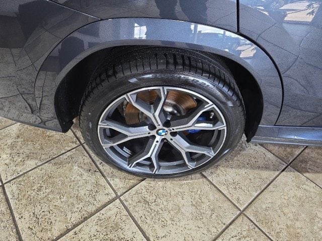 2020 BMW X6 M50i Sports Activity - 22945242 - 25