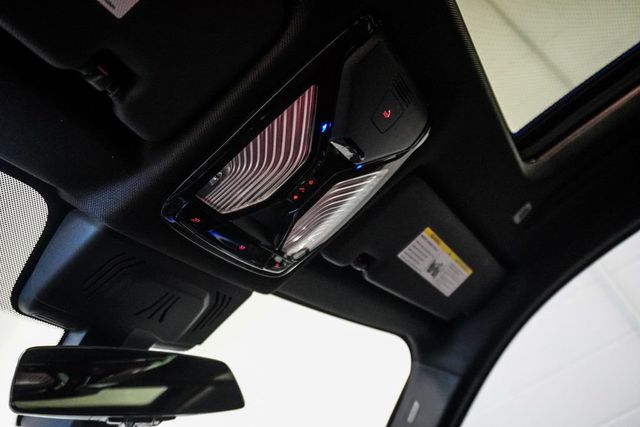 2020 BMW X6 M50i Sports Activity - 22996384 - 25
