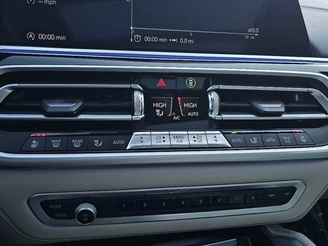 2020 BMW X6 M Competition Sports Activity - 22979304 - 26