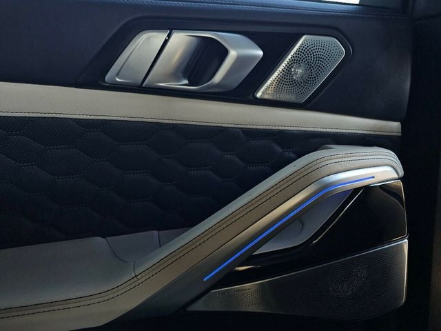 2020 BMW X6 M Competition Sports Activity - 22979304 - 35