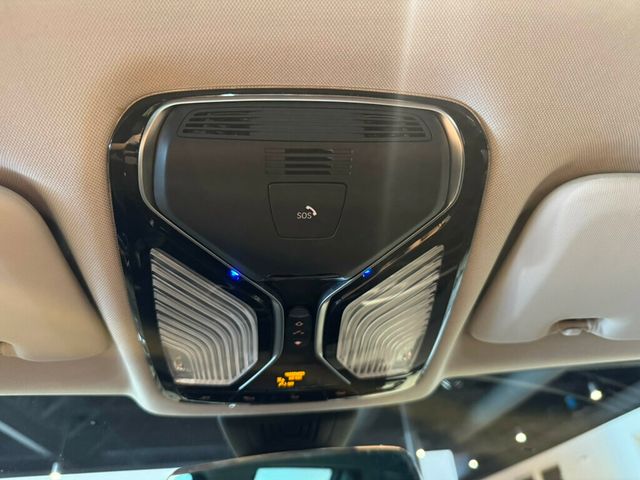 2020 BMW X7 AWD/PremiumPkg/ColdWeatherPkg/ParkAssistPkg/HeadUpDisplay/NAV - 22937110 - 19