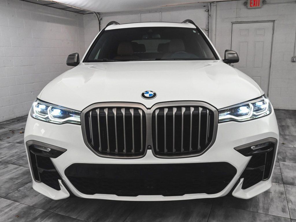 2020 Bmw X7 M50i photo 2