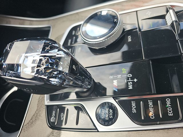 2020 BMW X7 M50i Sports Activity Vehicle - 22983966 - 36